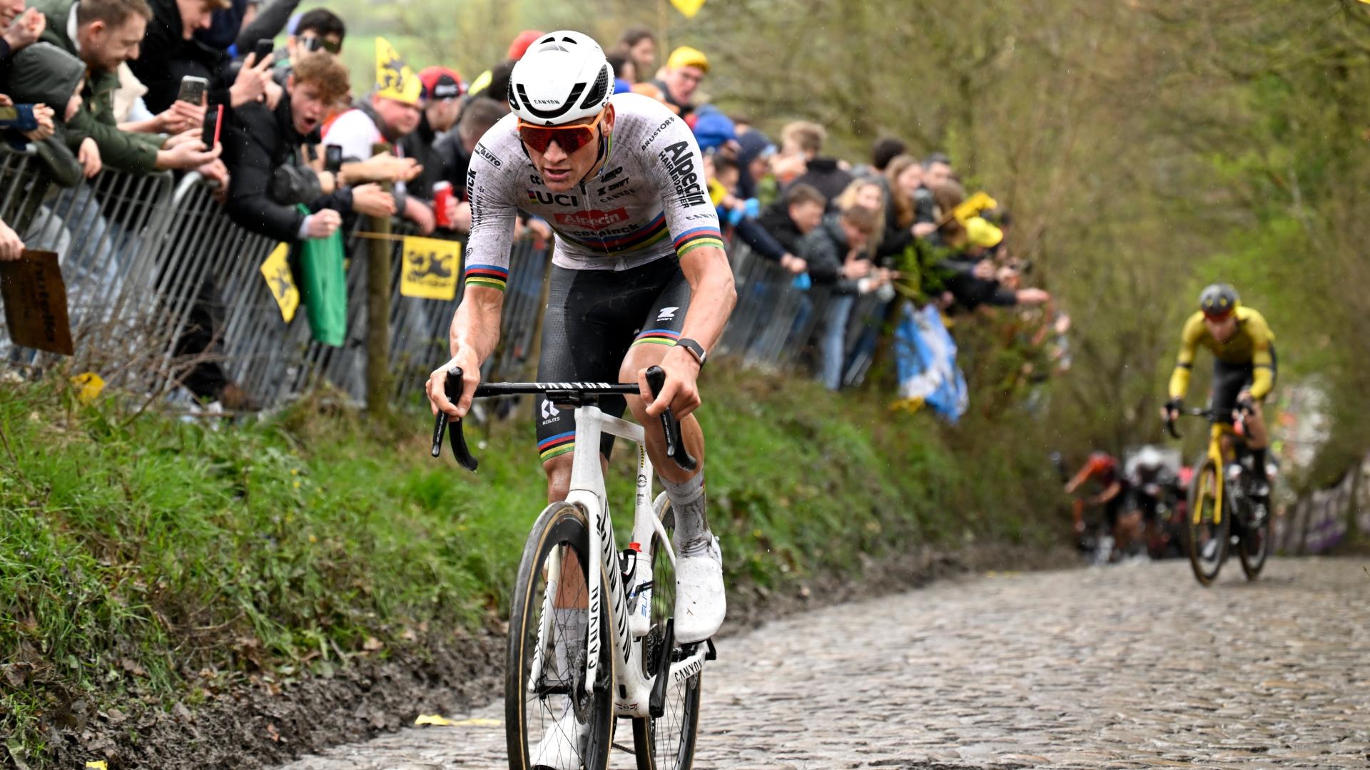 Šestý mistr světa si podmanil Flandry! Mathieu van der Poel zužitkoval zkušenosti z cyklokrosu!