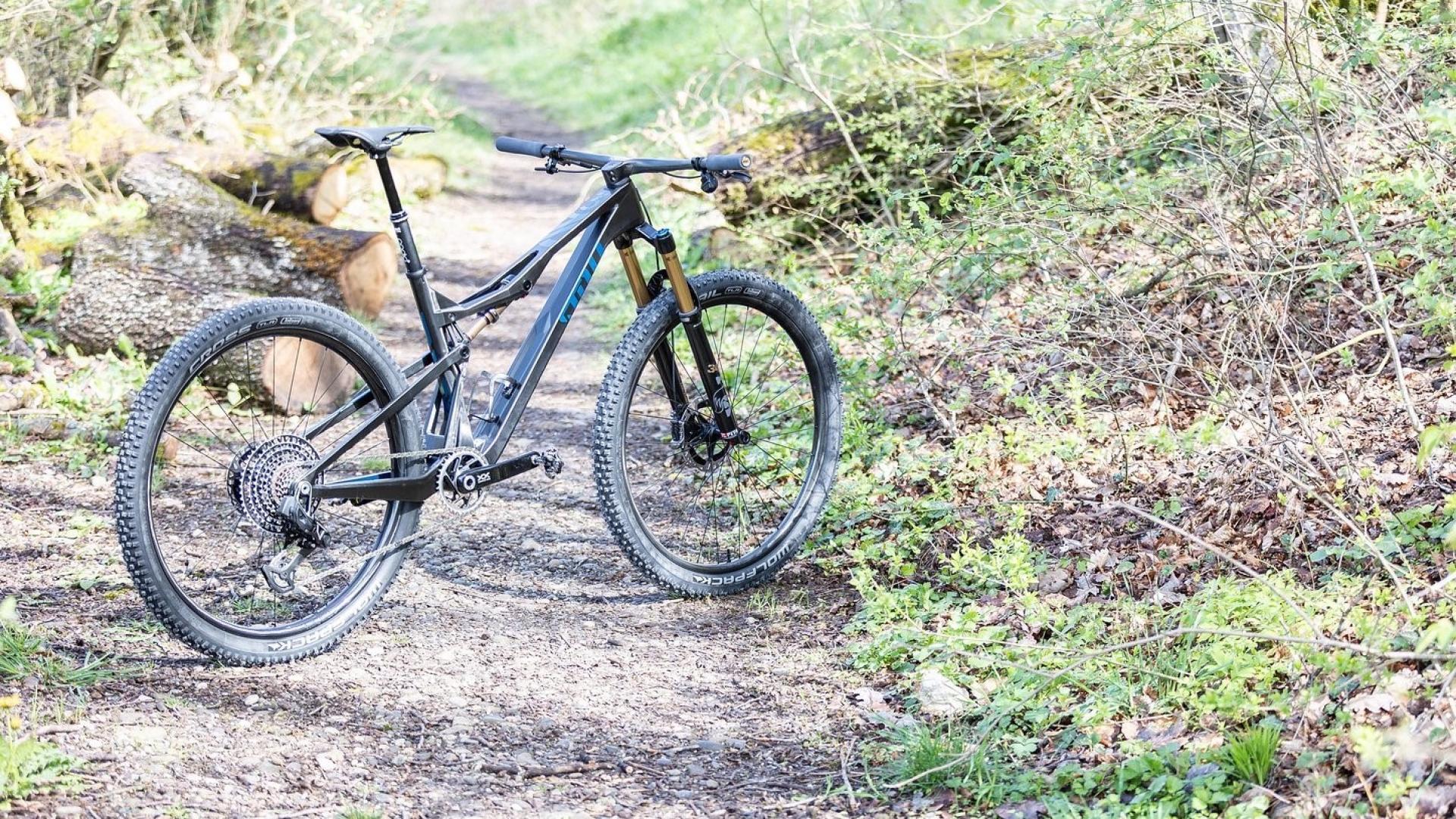 Trailová střela s váhou 9,8 kg?! Švýcaři se vytáhli!